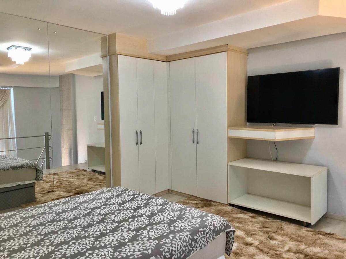 Saint Sebastian Flat 213 - Com Hidro! Ate 4 Pessoas, Duplex, No Centro Villa Jaragua do Sul Bagian luar foto